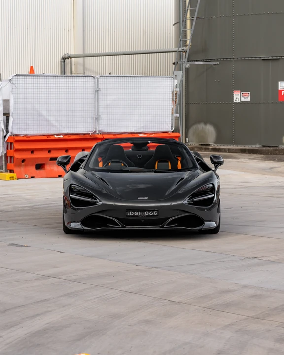 2021 McLaren 720S Spider - Image 22 of 31