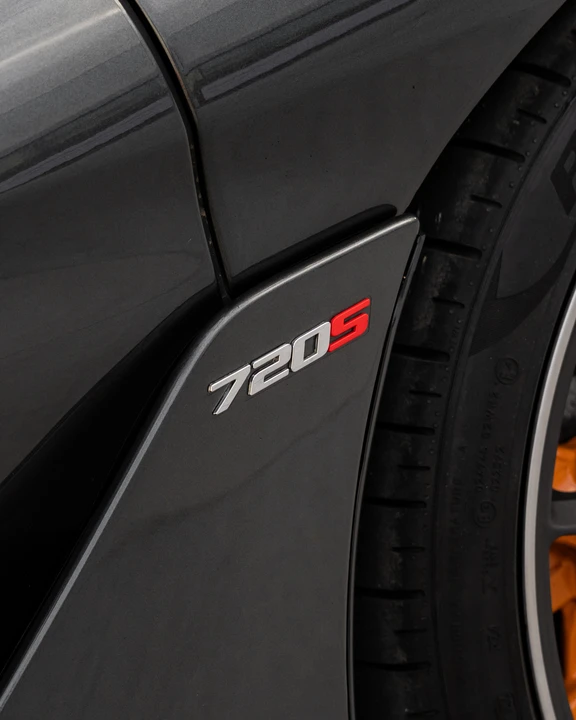 2021 McLaren 720S Spider - Image 25 of 31