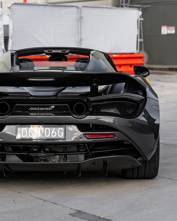 2021 McLaren 720S Spider - Image 28 of 31