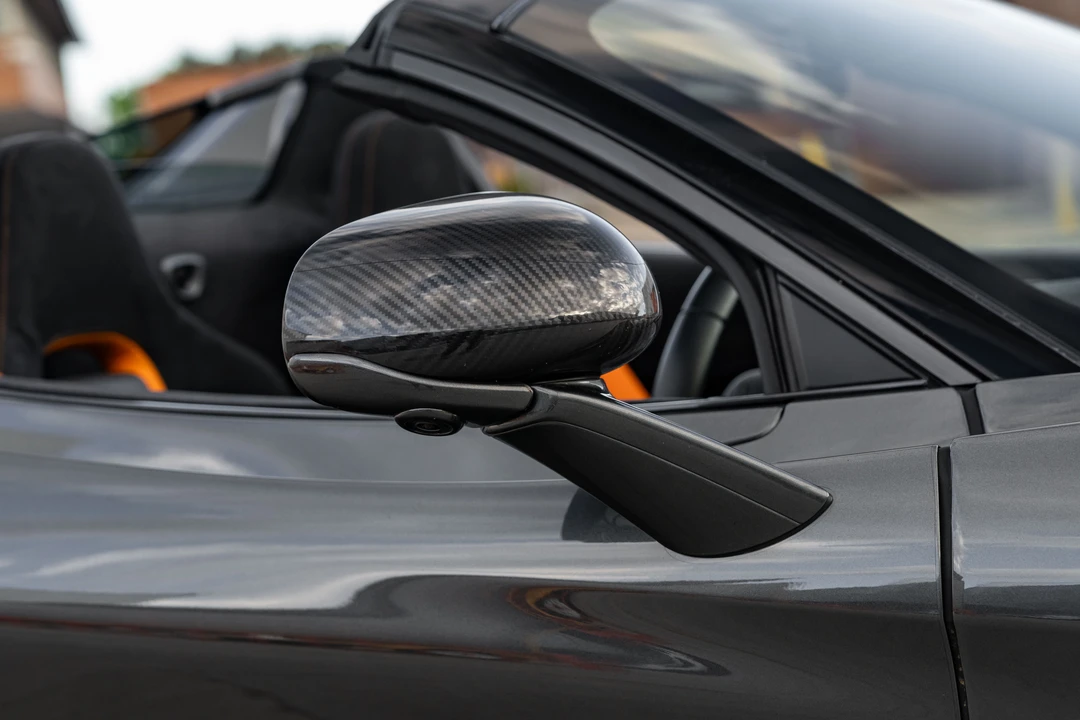 2021 McLaren 720S Spider - Image 16 of 31