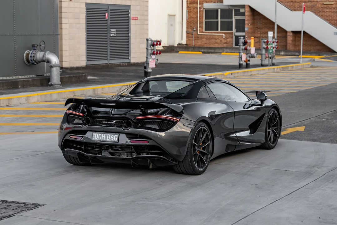 2021 McLaren 720S Spider - Image 5 of 31