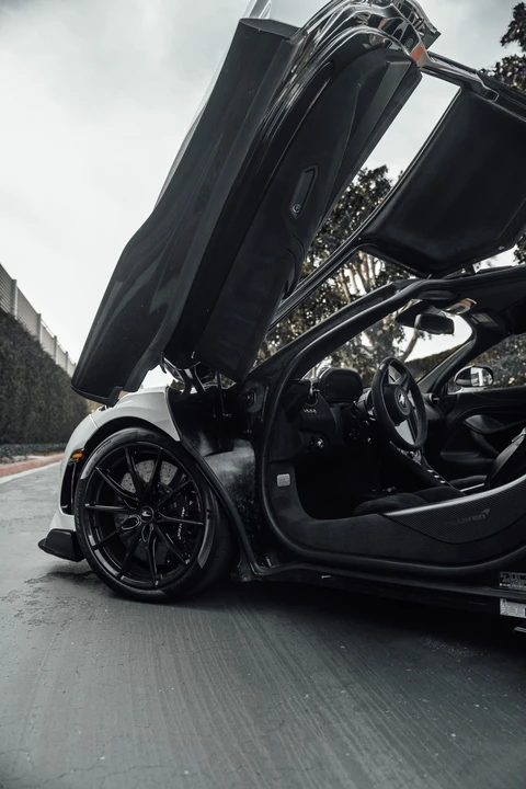 2021 McLaren 720S - Image 3 of 3