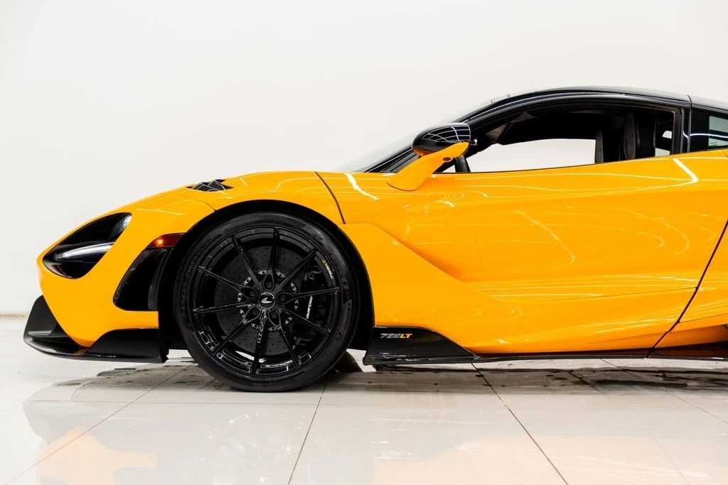 2021 McLaren 765LT - Image 13 of 21