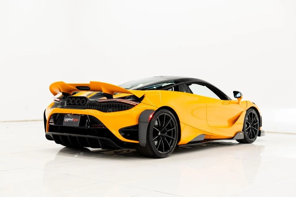 2021 McLaren 765LT - Image 17 of 21