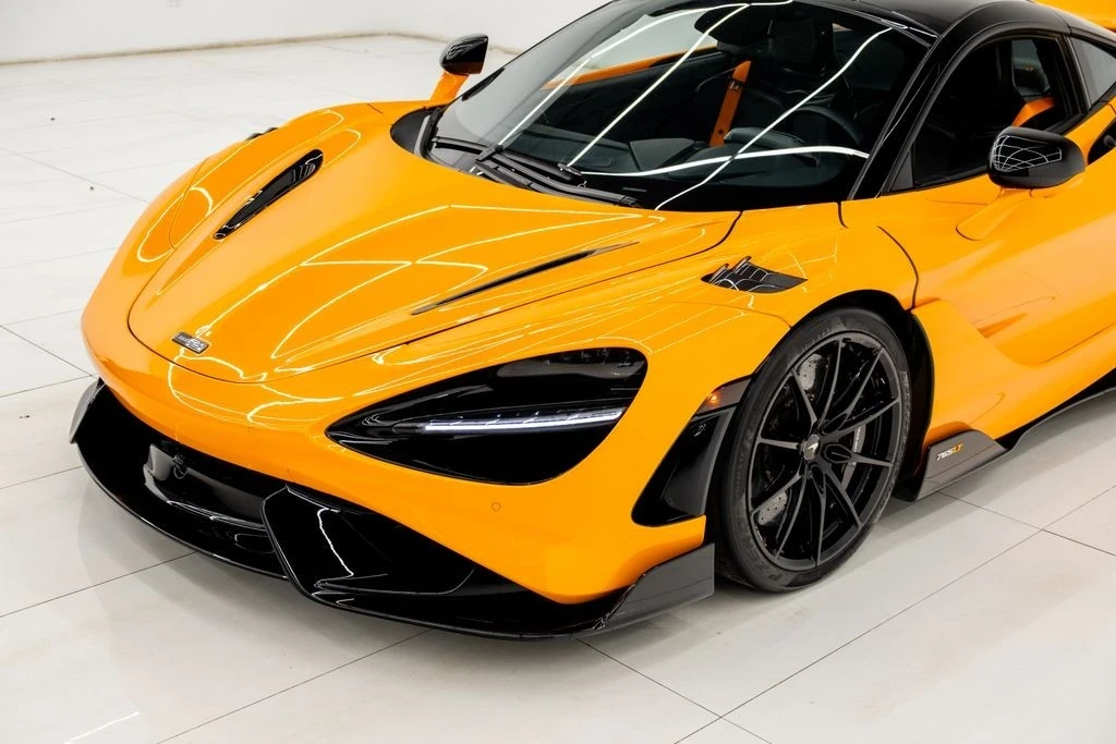 2021 McLaren 765LT - Image 8 of 21