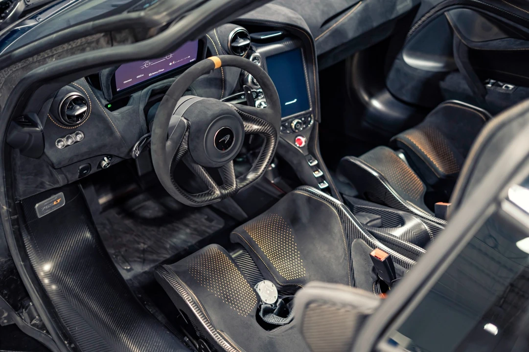 2021 McLaren 765LT - Image 10 of 31