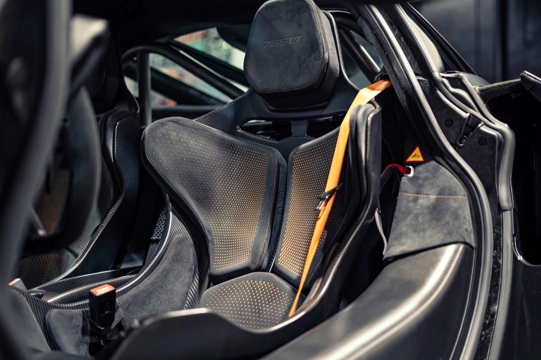 2021 McLaren 765LT - Image 4 of 31