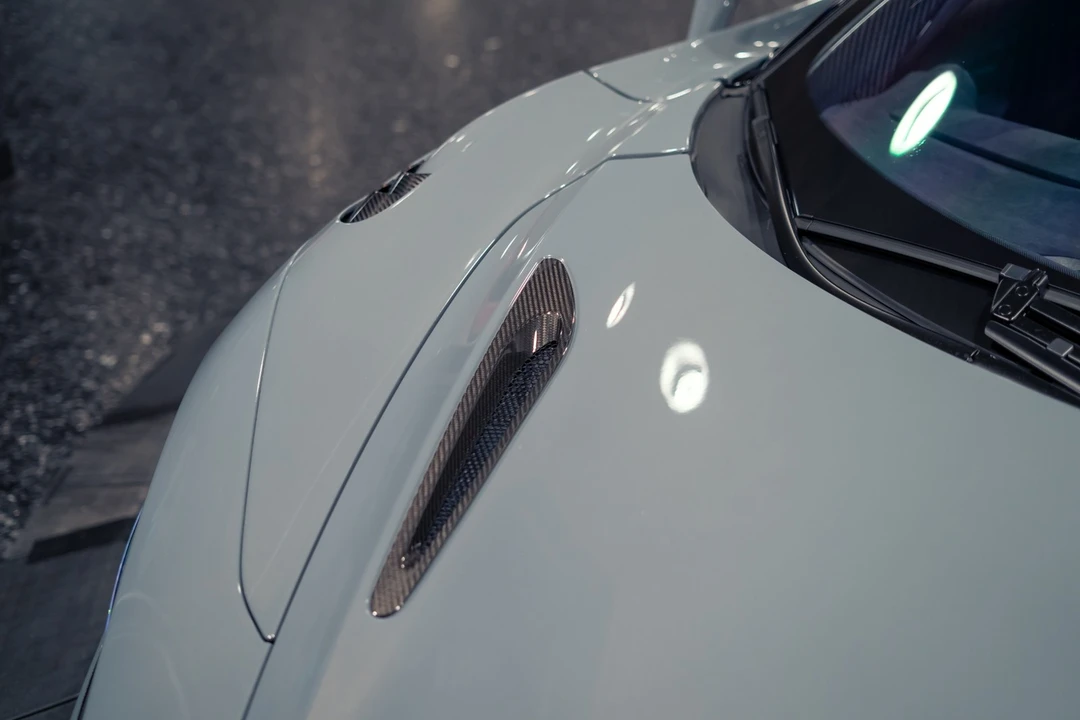 2021 McLaren 765LT - Image 29 of 31