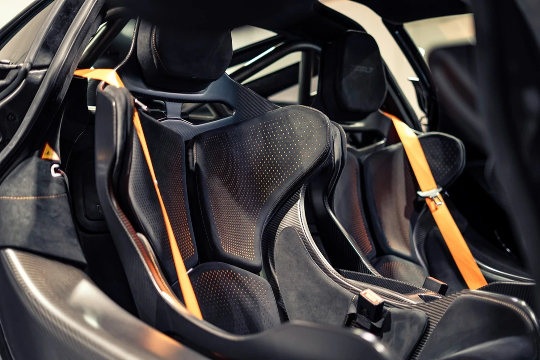 2021 McLaren 765LT - Image 2 of 31