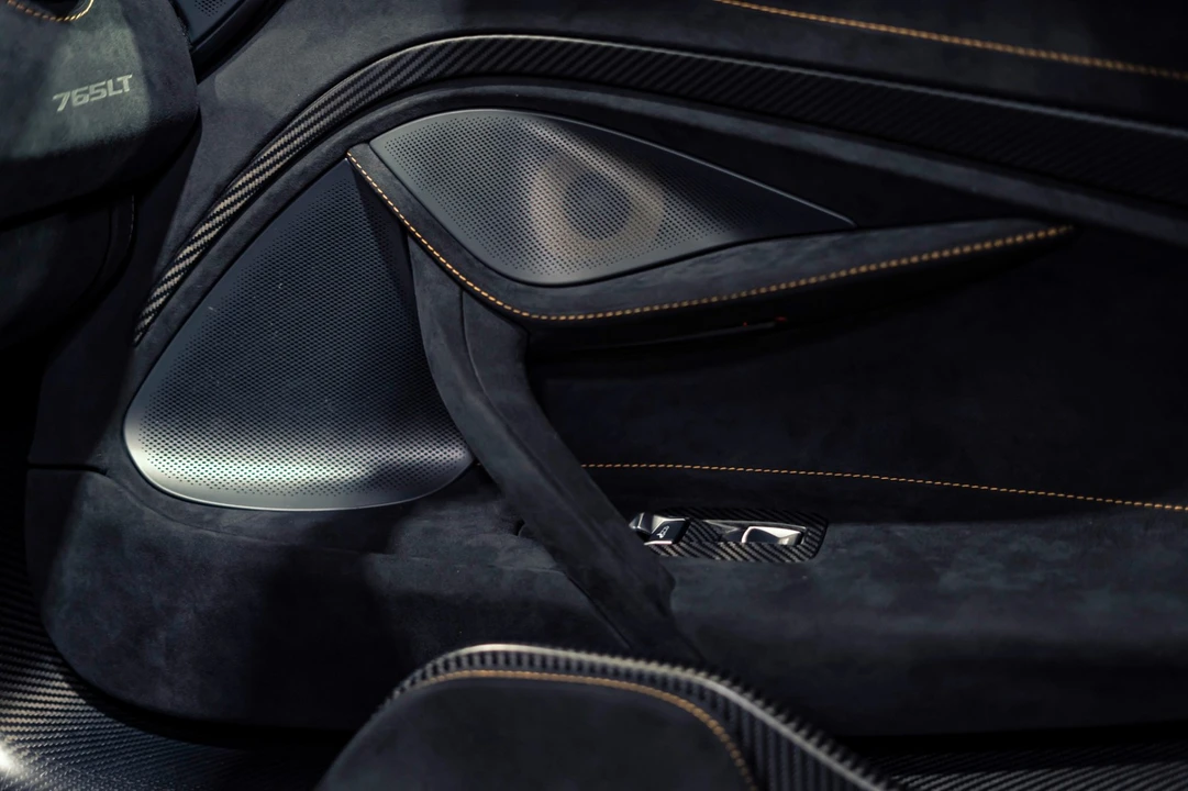 2021 McLaren 765LT - Image 20 of 31