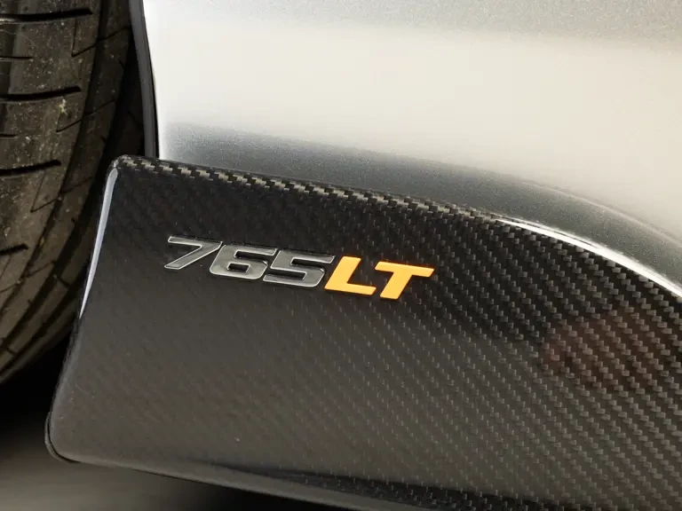 2021 McLaren 765LT - Image 27 of 31