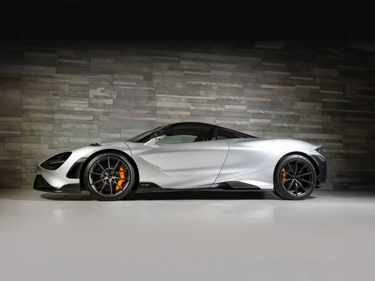 2021 McLaren 765LT - Image 5 of 31