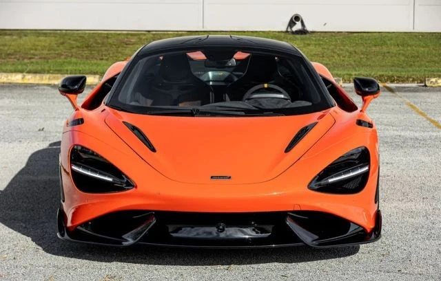2021 McLaren 765LT - Image 9 of 17