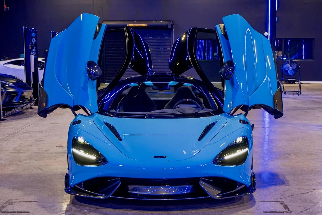 2021 McLaren 765LT - Image 2 of 31