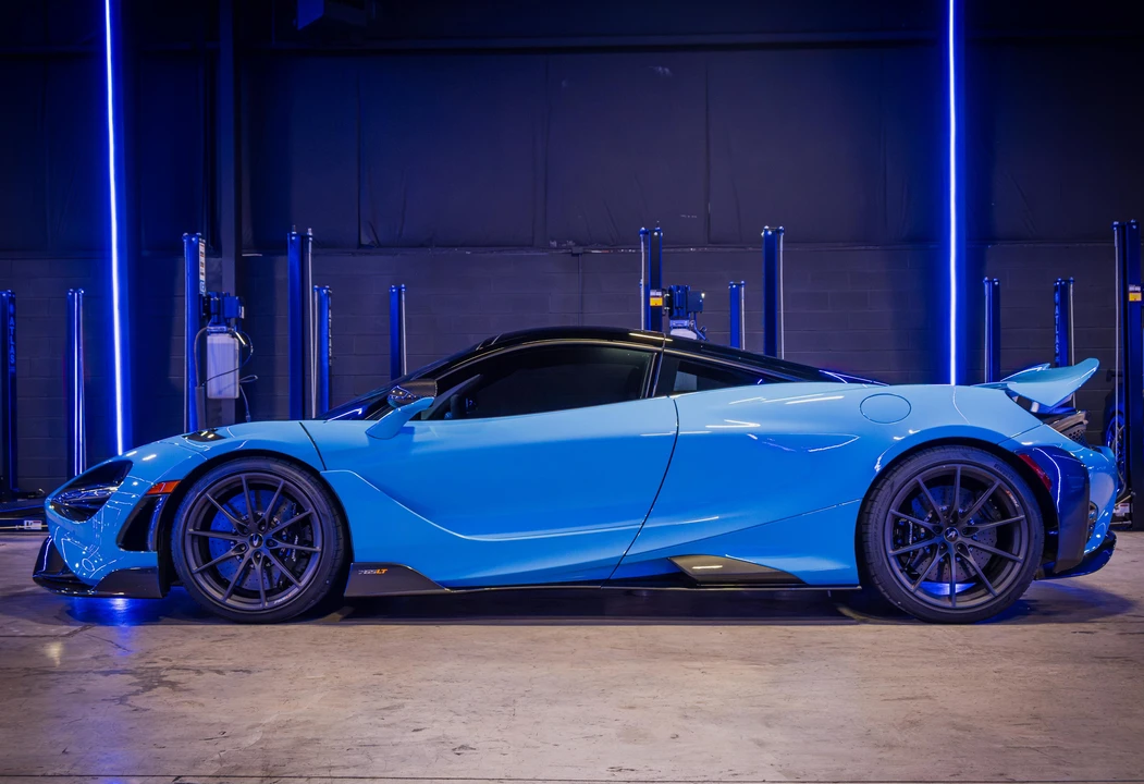 2021 McLaren 765LT - Image 10 of 31