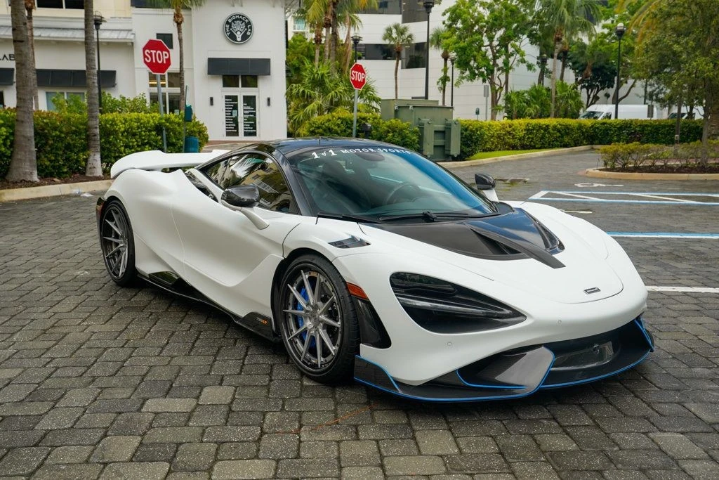 2021 McLaren 765LT - Image 2 of 31