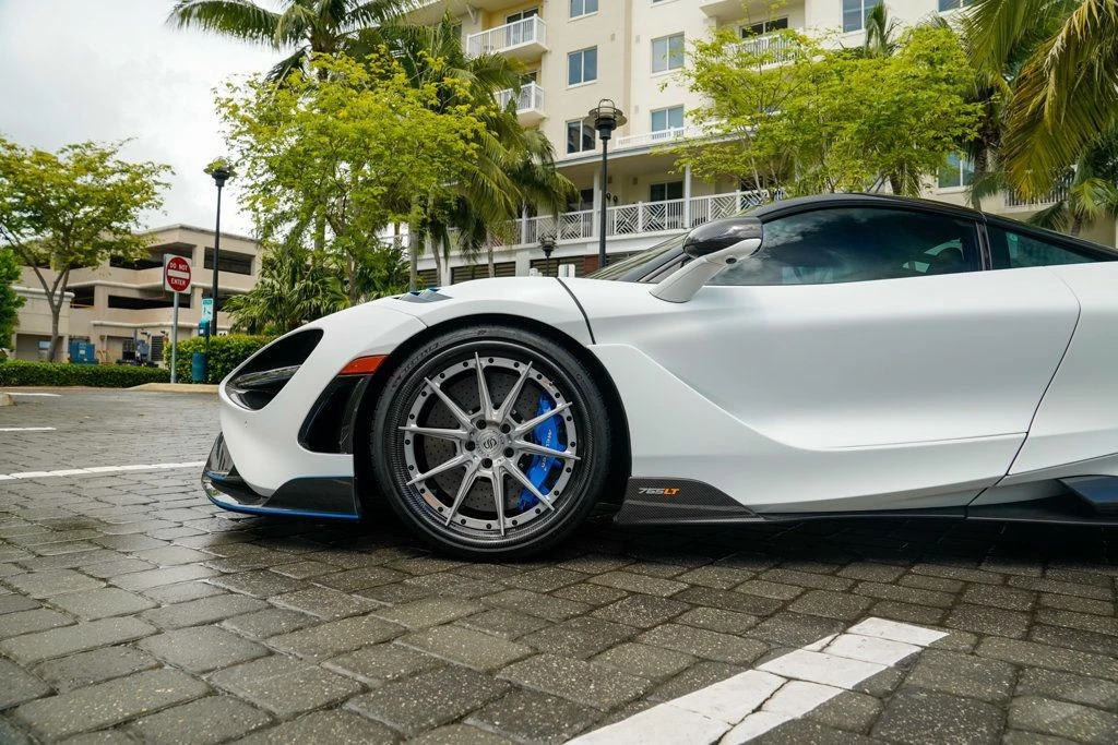 2021 McLaren 765LT - Image 14 of 31