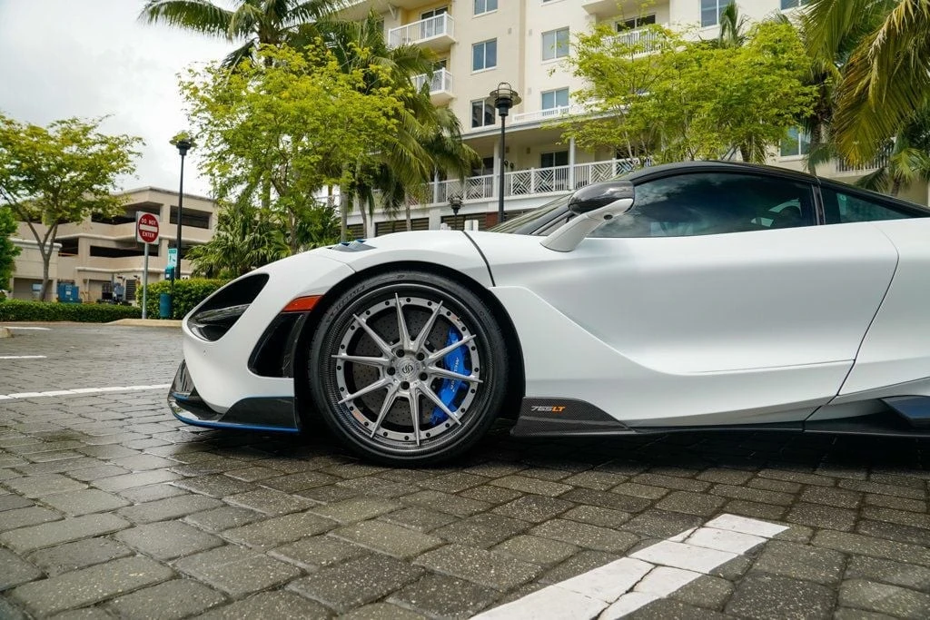 2021 McLaren 765LT - Image 14 of 21