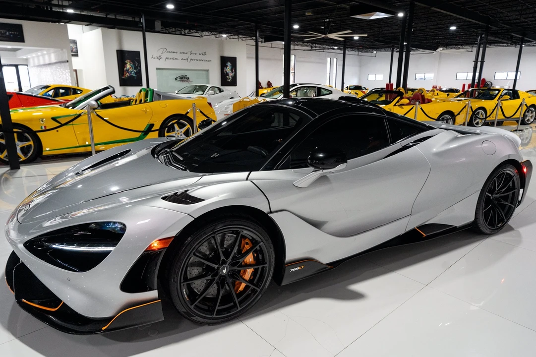 2021 McLaren 765LT - Image 11 of 31