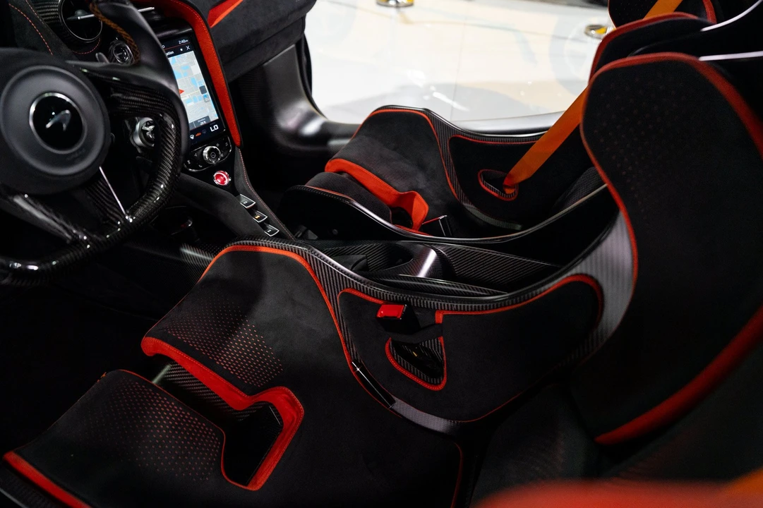 2021 McLaren 765LT - Image 28 of 31