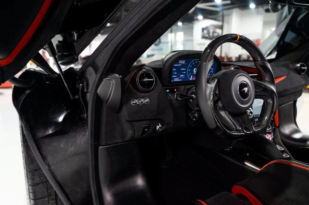 2021 McLaren 765LT - Image 27 of 31