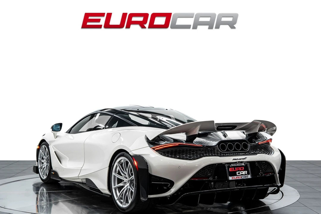 2021 McLaren 765LT - Image 3 of 31