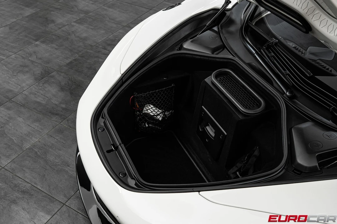 2021 McLaren 765LT - Image 11 of 31
