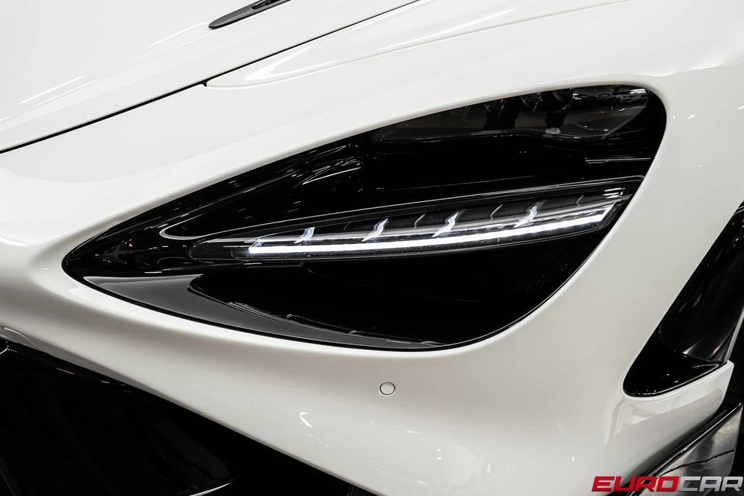 2021 McLaren 765LT - Image 13 of 31
