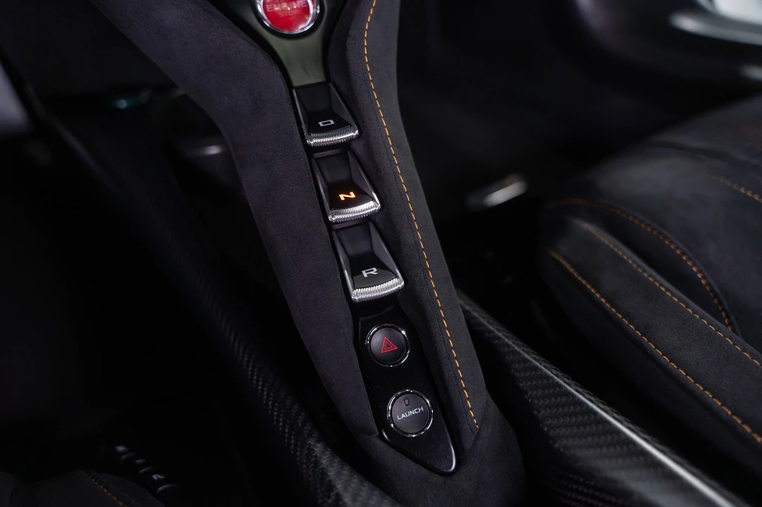 2021 McLaren 765LT - Image 28 of 31