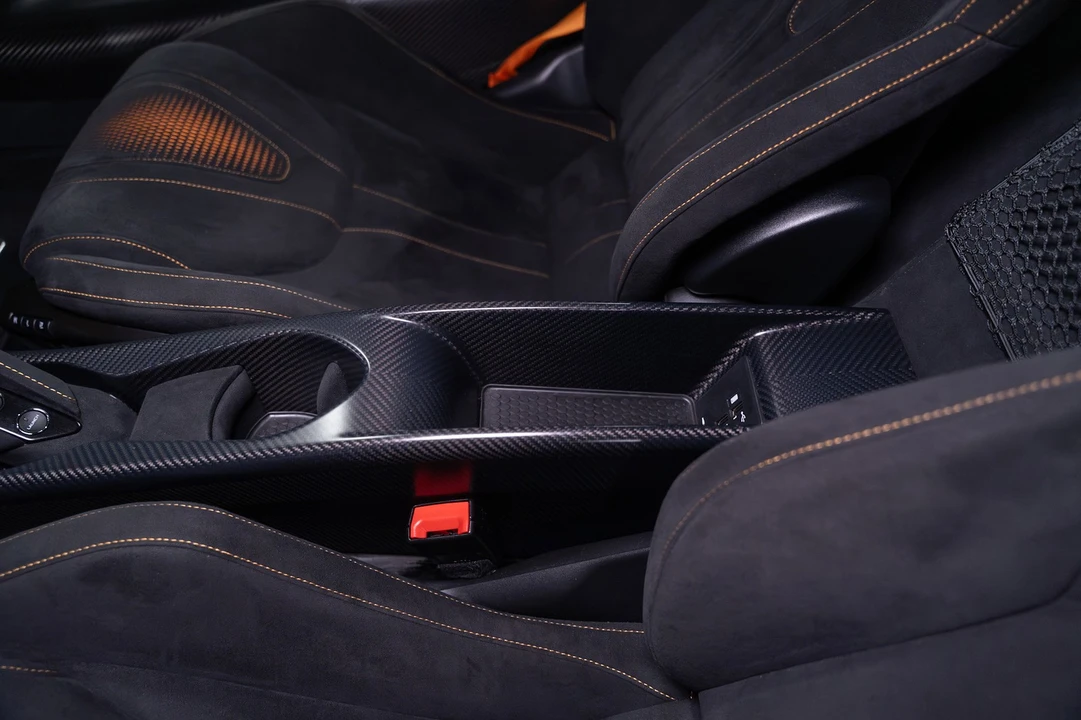 2021 McLaren 765LT - Image 30 of 31