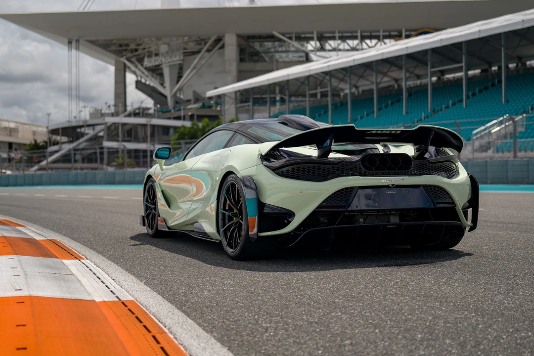 2021 McLaren 765LT - Image 4 of 31