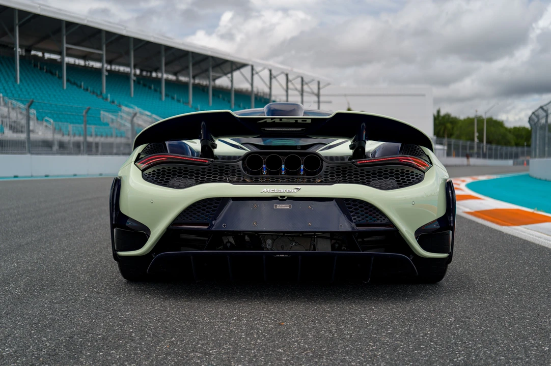 2021 McLaren 765LT - Image 22 of 31