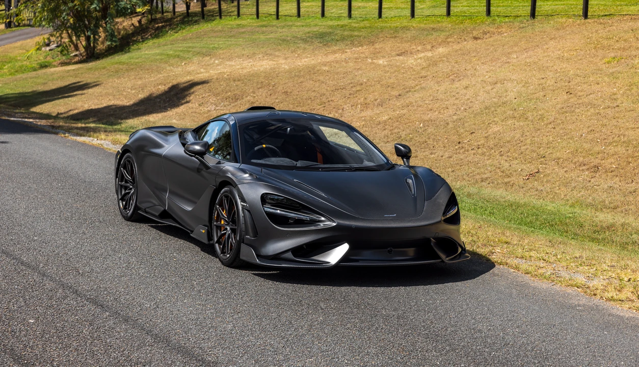 2021 McLaren 765LT - Image 13 of 31