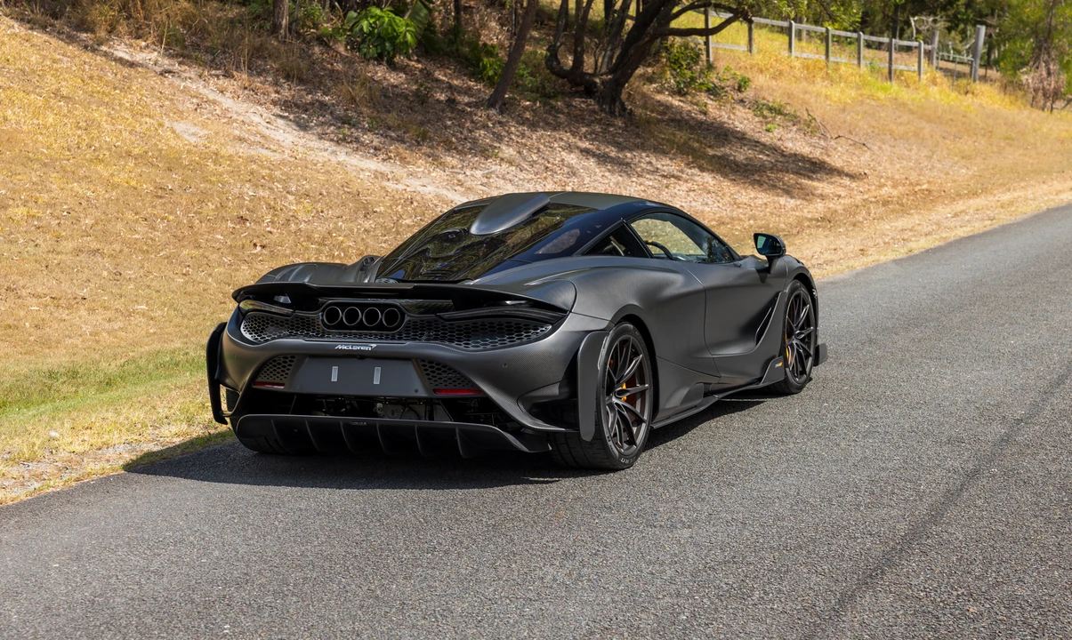2021 McLaren 765LT - Image 14 of 31
