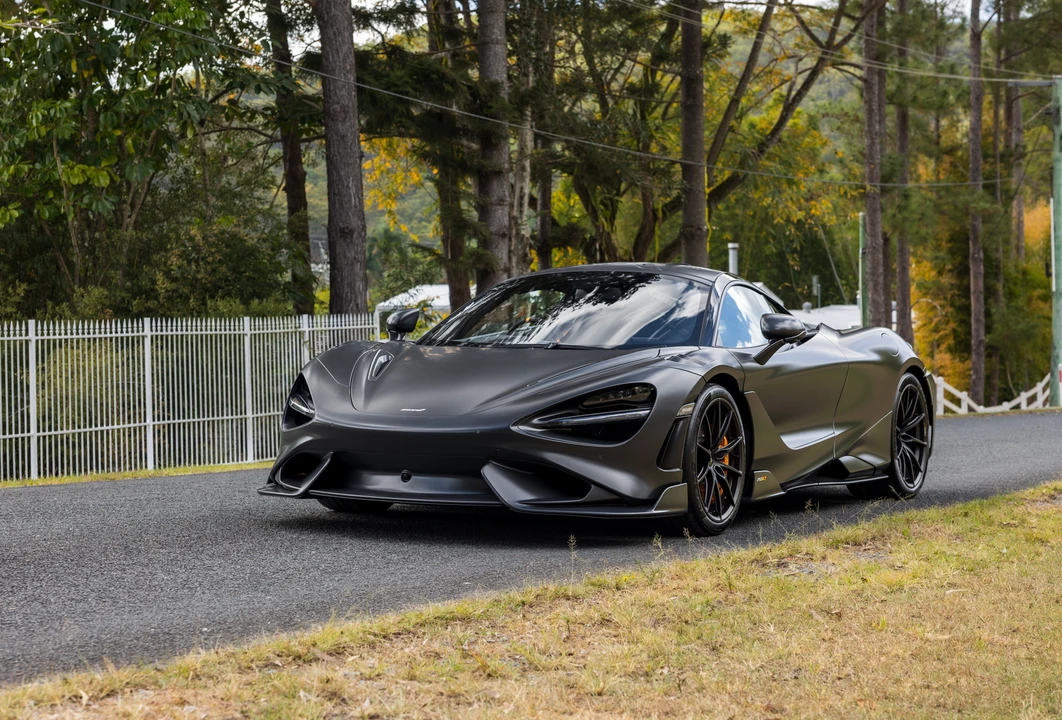 2021 McLaren 765LT - Image 18 of 31