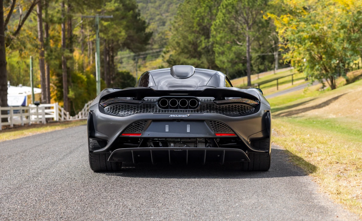 2021 McLaren 765LT - Image 19 of 31