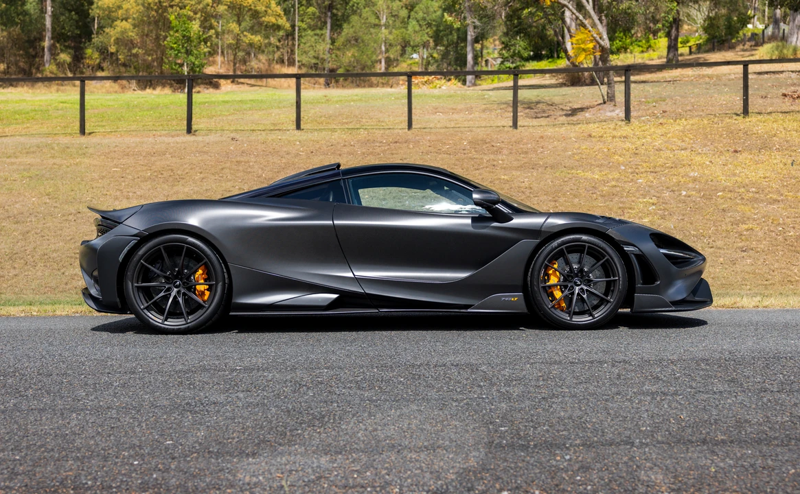 2021 McLaren 765LT - Image 4 of 31