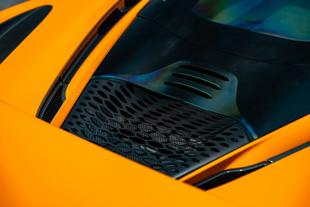 2021 McLaren 765LT - Image 14 of 31