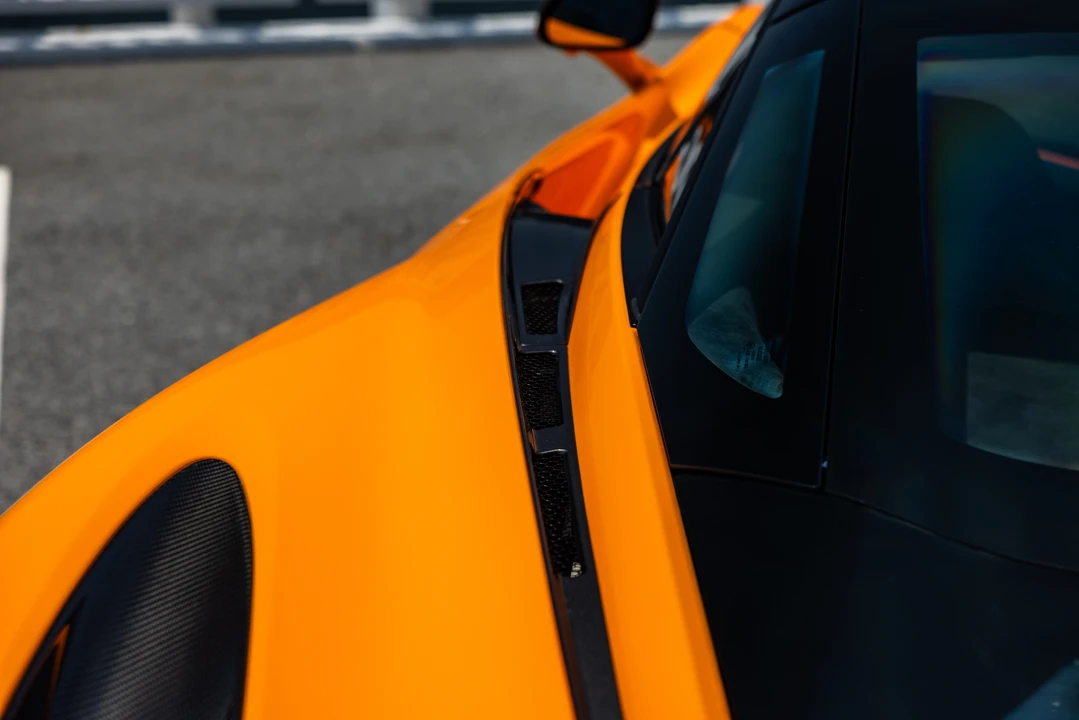 2021 McLaren 765LT - Image 26 of 31