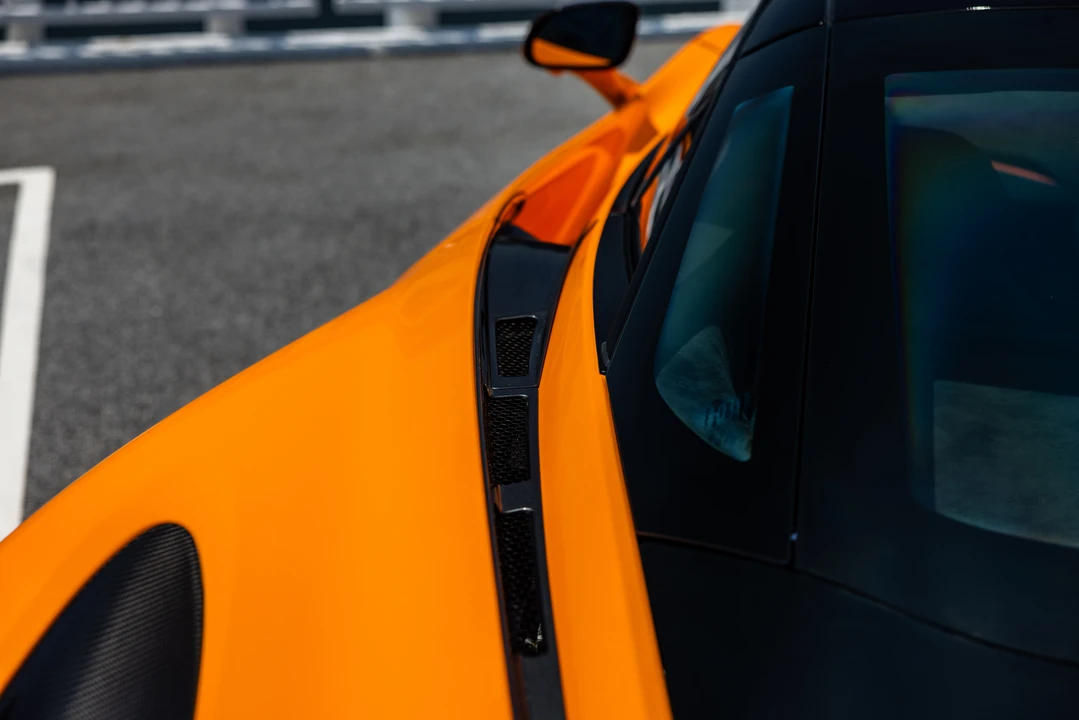 2021 McLaren 765LT - Image 31 of 31