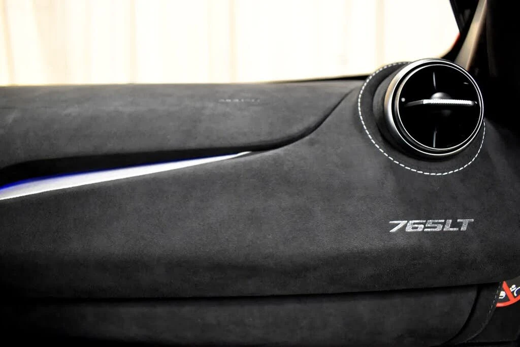2021 McLaren 765LT - Image 27 of 31