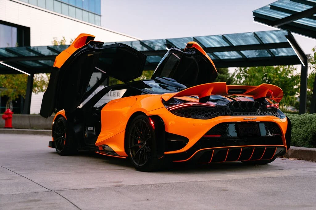 2021 McLaren 765LT - Image 8 of 31