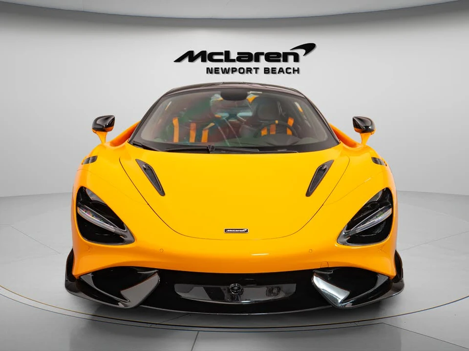 2021 McLaren 765LT - Image 2 of 21