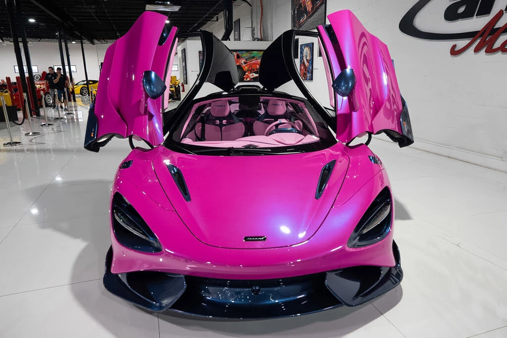 2021 McLaren 765LT - Image 10 of 31