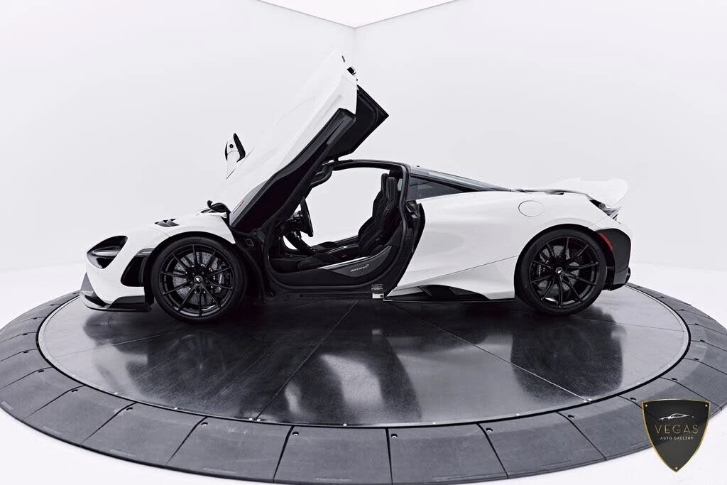 2021 McLaren 765LT - Image 12 of 31