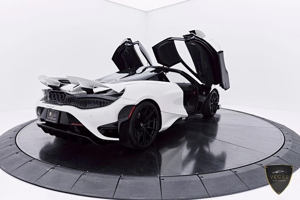 2021 McLaren 765LT - Image 15 of 31