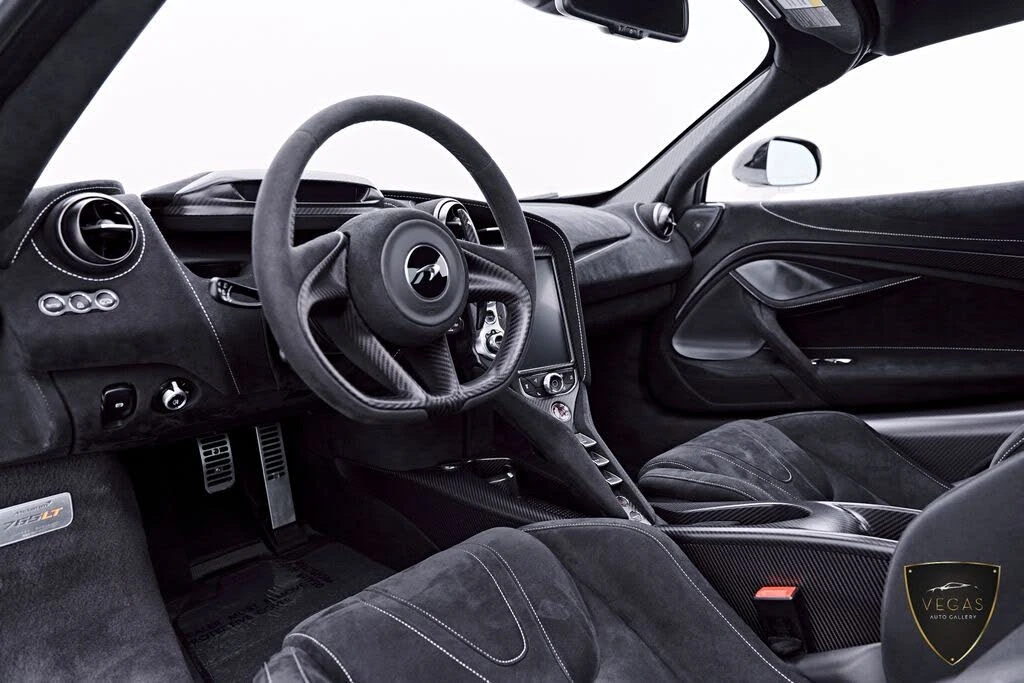 2021 McLaren 765LT - Image 2 of 31