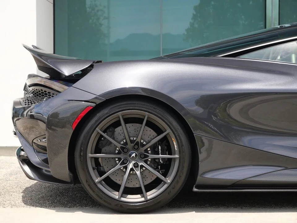 2021 McLaren 765LT - Image 19 of 31