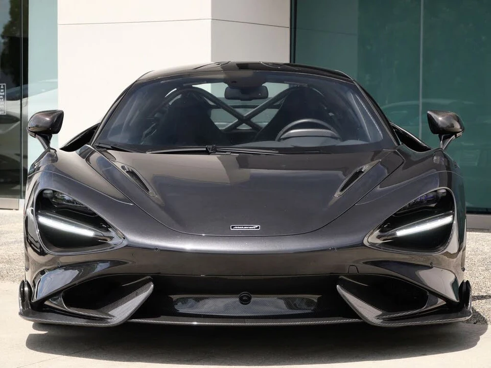 2021 McLaren 765LT - Image 2 of 31