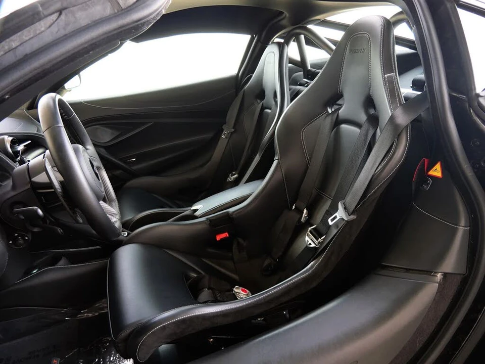2021 McLaren 765LT - Image 28 of 31